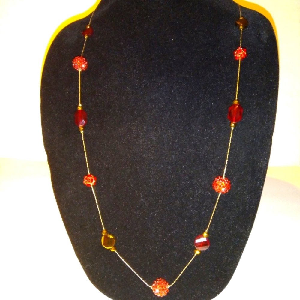 Long Floral Intricate Beading Golden Chain Necklace - Picture 3 of 11
